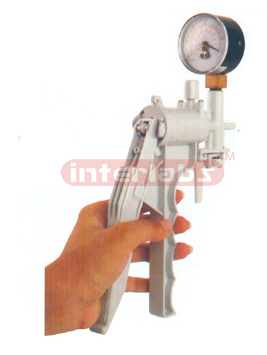 VACUUM PUMP